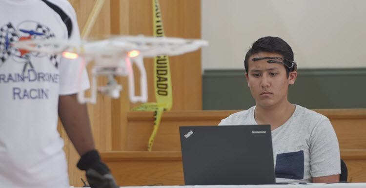 Universiteit van Florida organiseert eerste Brain-Drone Racing wedstrijd